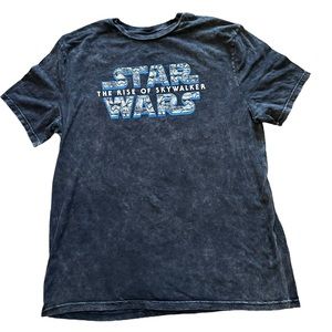 Star Wars “The Rise of Skywalker” Disney XL Black Stressed T-shirt